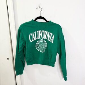 H&M Green California Graphic Cropped Sweatshirt, size XS